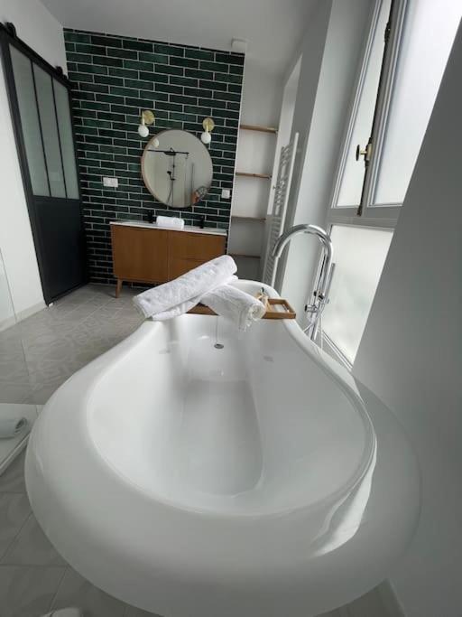 Le Grand Michelet Apartment *